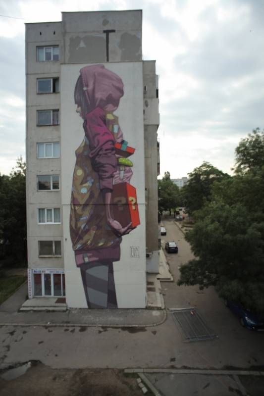 etam cru - surprise - street art - Urban Creatures - sofia