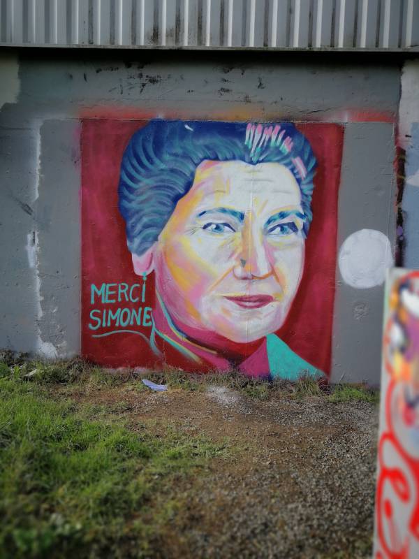 merci simone - street art - peinture - graffiti
