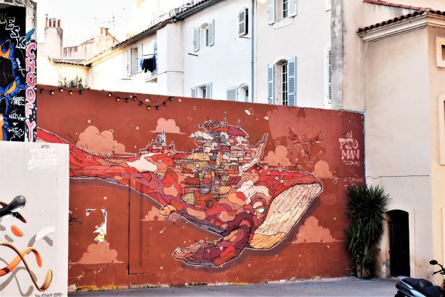 pso man - street art avenue - marseille - france