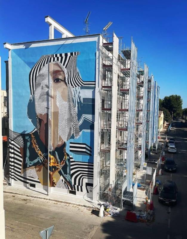 chekos art - street art avenue - brindisi - italie