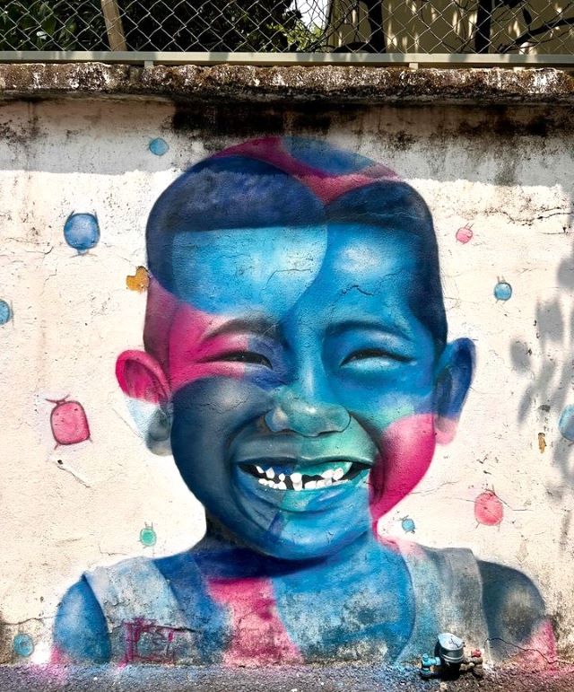 poti - street art avenue - da nang - vietnam