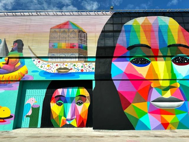 okuda - street art avenue - cadix - espagne