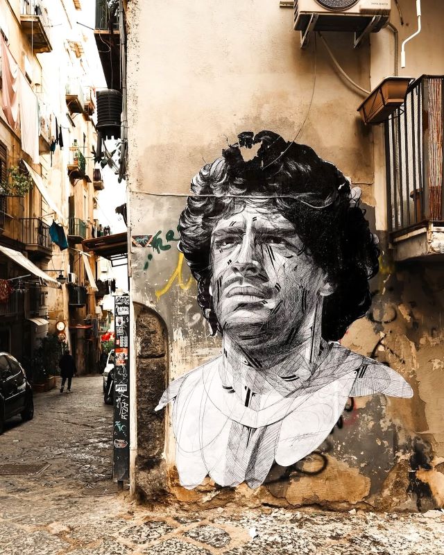 hopare - street art avenue - naples - italie