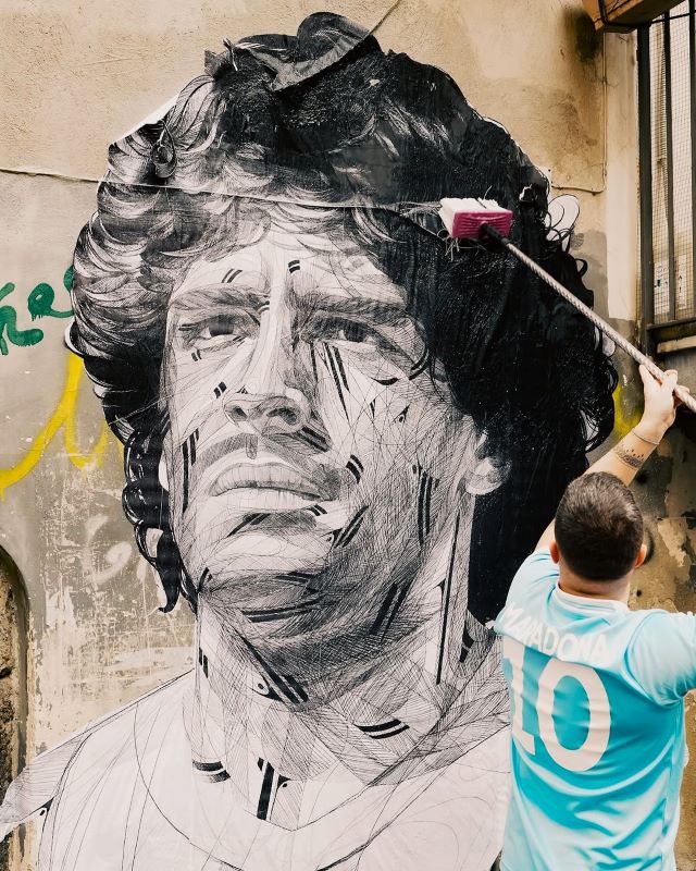 hopare - street art avenue - naples - italie