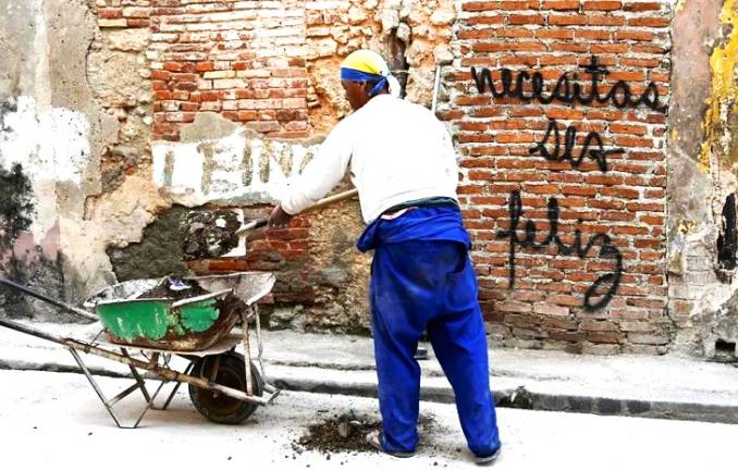 mr. sad - street art avenue - la havane - cuba