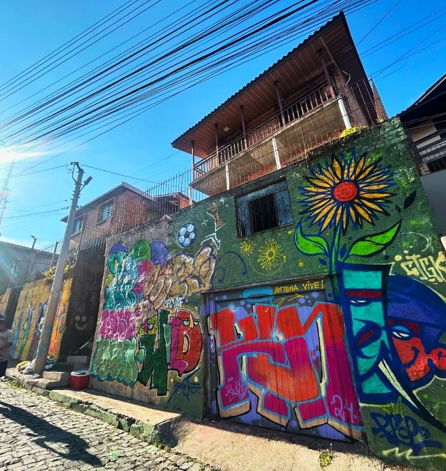 mosaico na quebrada - street art avenue - caixias do sul - brésil