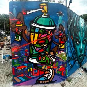 meeting of favela - street art avenue - rio de janeiro - brésil