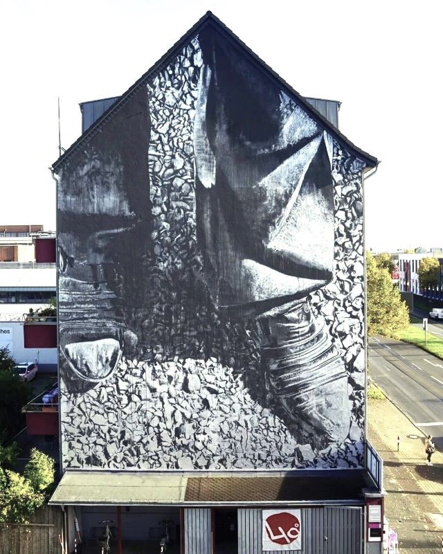 ecb - hendrik beikirch - street art avenue - dusseldorf - allemagne