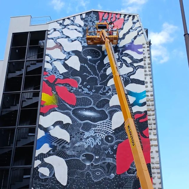philippe baudelocque - street art avenue - paris - france