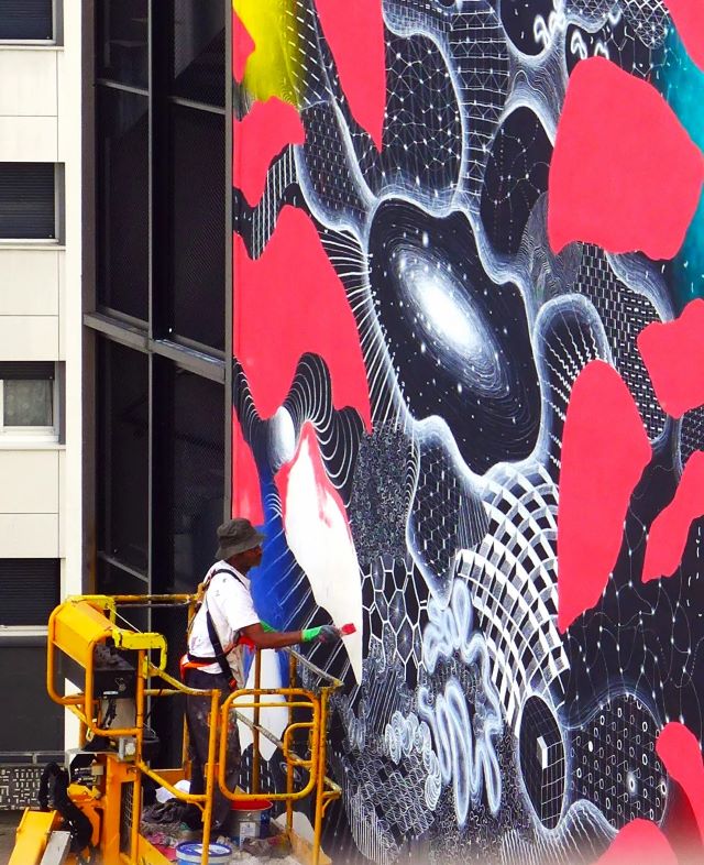 philippe baudelocque - street art avenue - paris - france