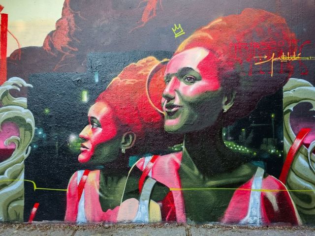 monk.e - street art avenue - montréal - canada