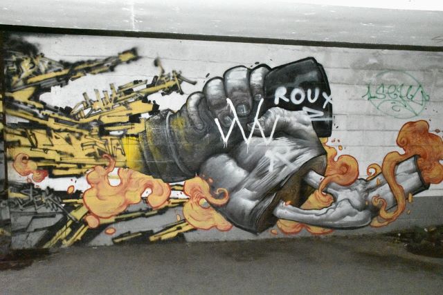 mausolée - street art avenue - paris - france