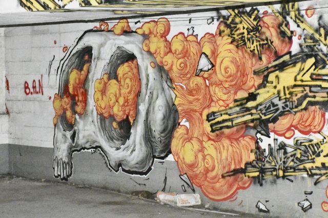 mausolée - street art avenue - paris - france