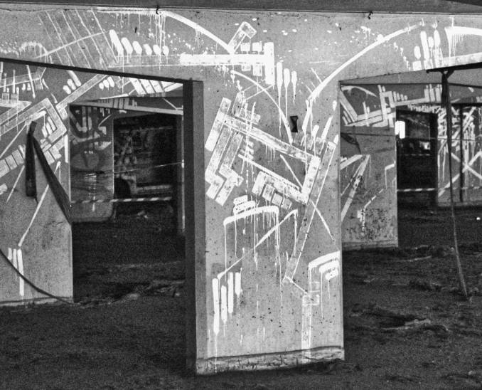 mausolée - street art avenue - paris - france