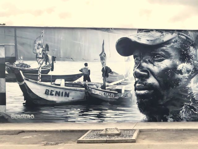 aero - street art avenue - cotonou - benin