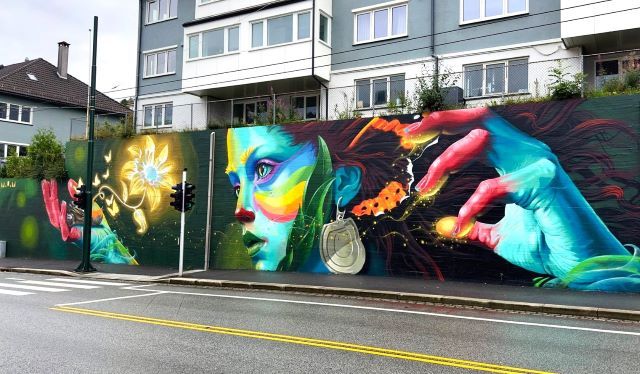 m.u.m - street art avenue - bergen - norvège