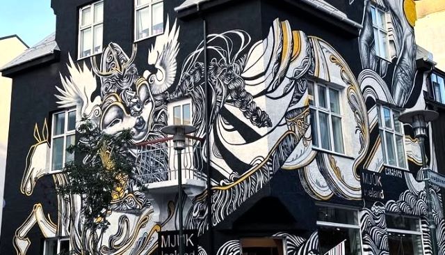 caratoes - street art avenue - reykjavik - islande