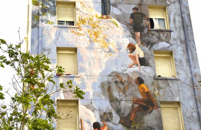 rouge hartley - street art avenue - marseille - france
