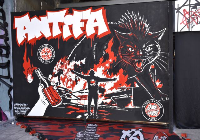 l'aerosol -street art avenue - marseille - france